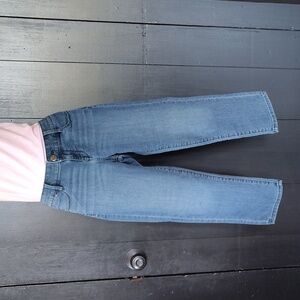 👖 Limited Denim Crop 312 Capri Jeans. Size 4.